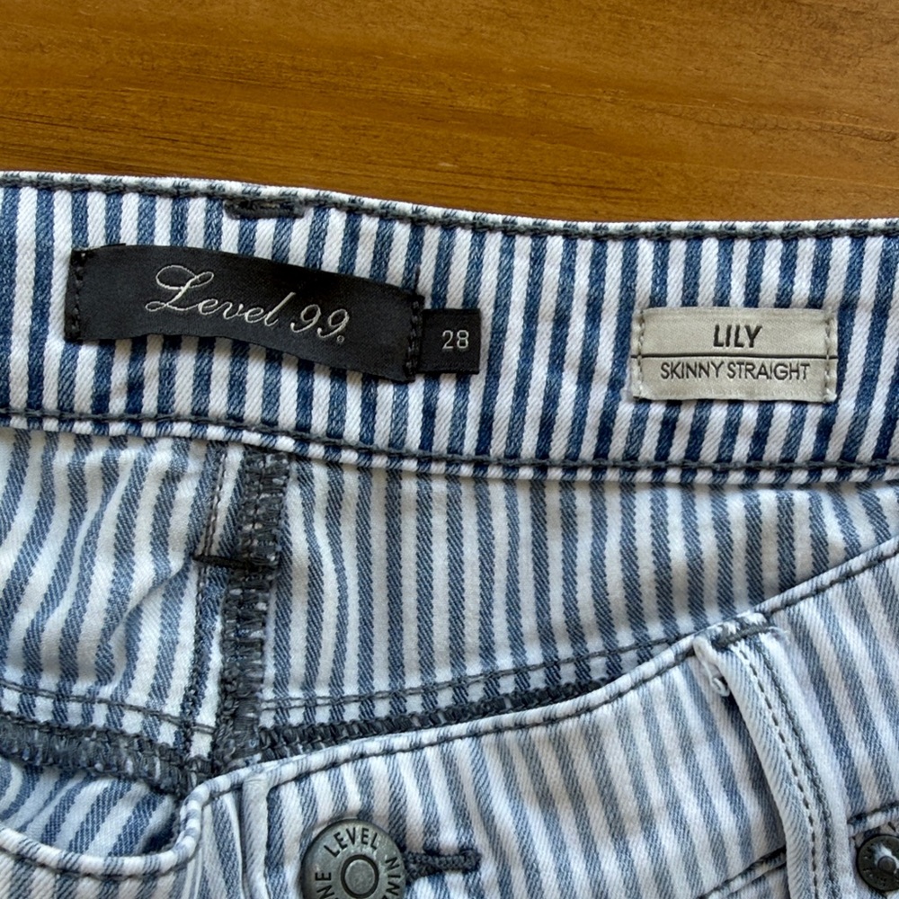 Anthropologie Level 99 Railroad Stripe Lily Skinny Straight Denim Jeans sz 28 - Picture 7 of 7